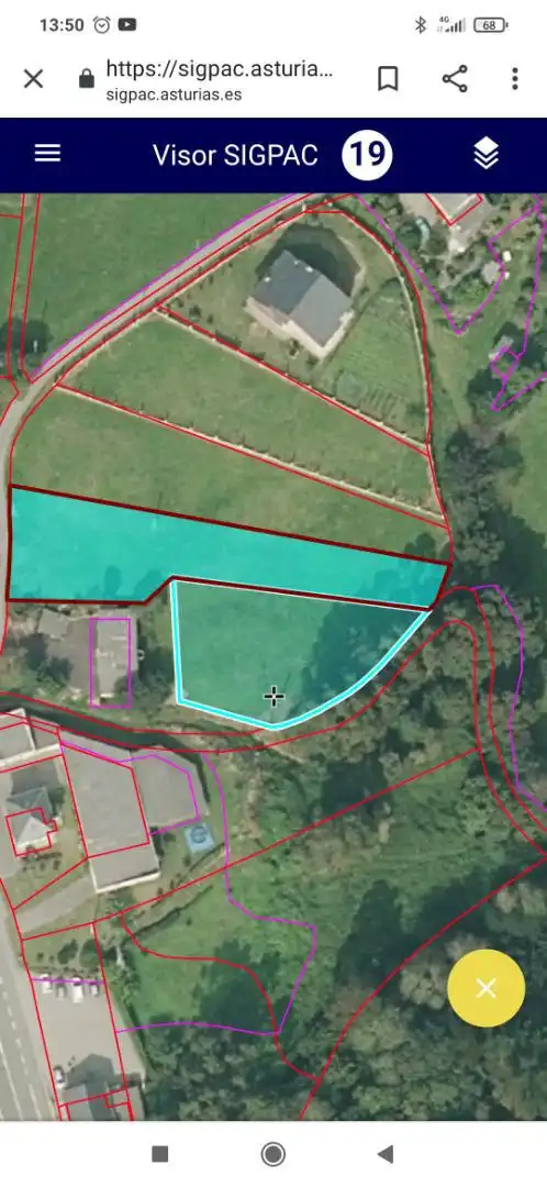 Land for sale in Navia