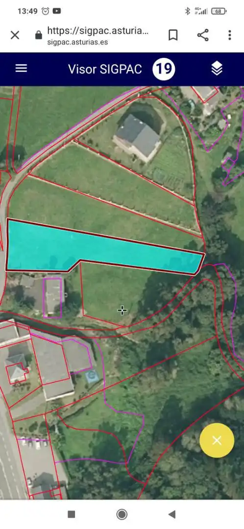 Land for sale in Navia