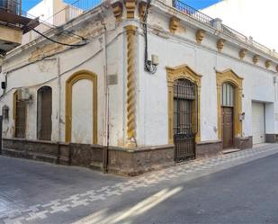 Vista exterior de Casa o xalet en venda en  Almería Capital