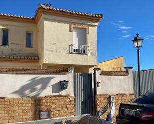 Vista exterior de Casa o xalet en venda en Albolote amb Terrassa i Balcó
