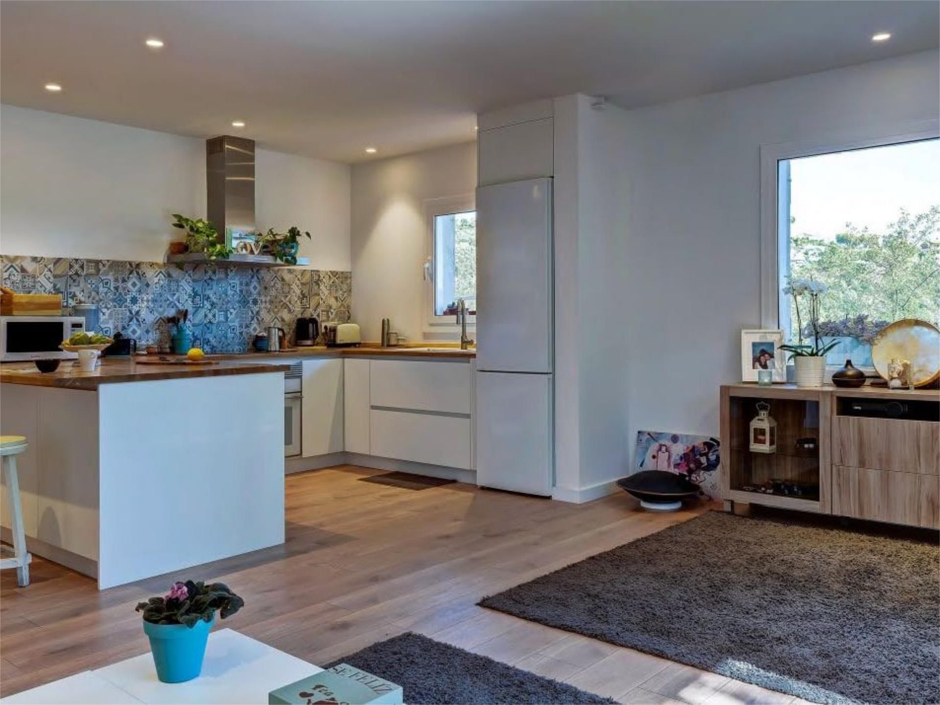 Kitchen of Flat to rent in Riells i Viabrea  with Private garden, Parquet flooring and Terrace