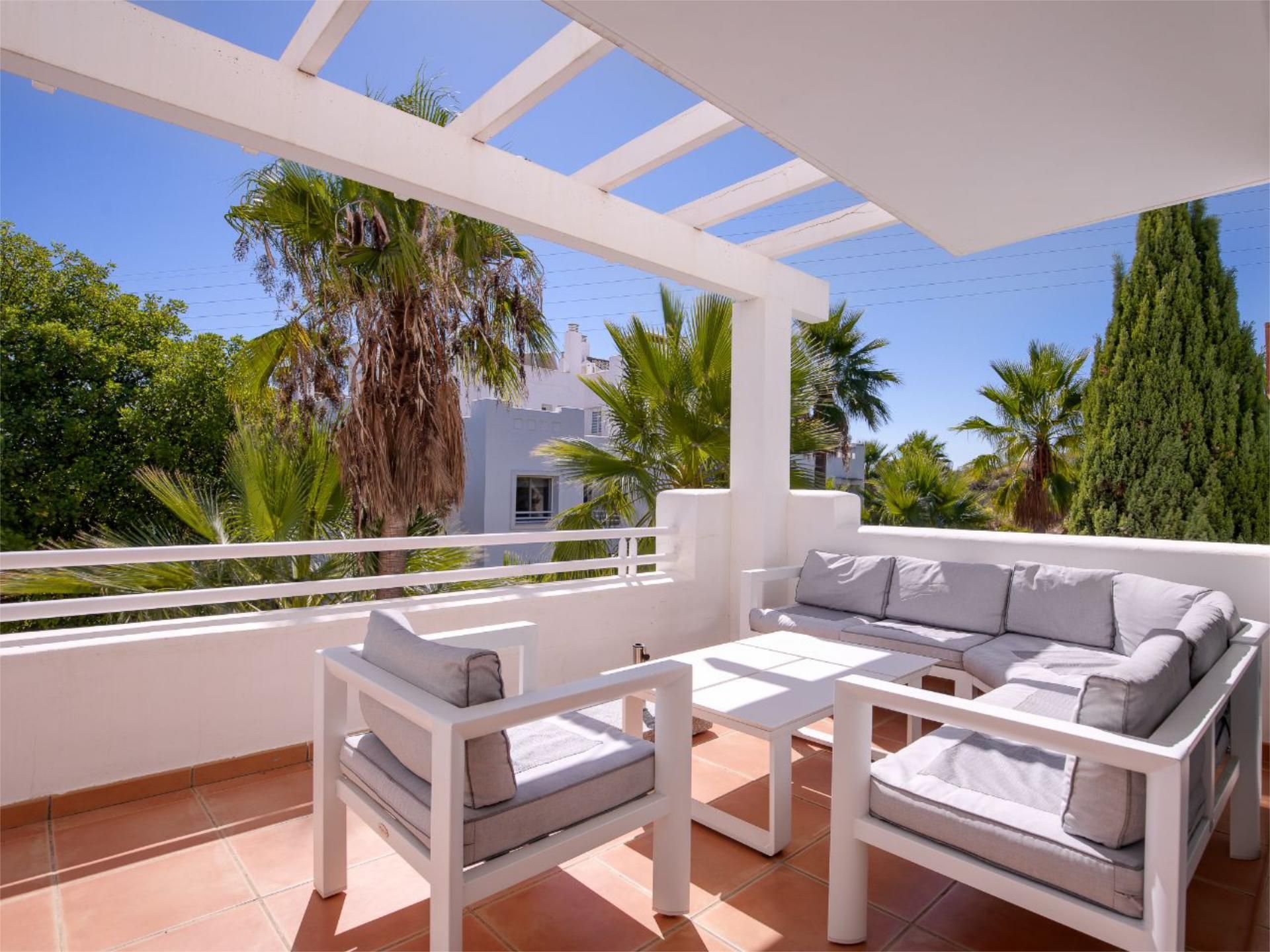 Terrassa de Apartament en venda en Casares amb Aire condicionat, Terrassa i Piscina