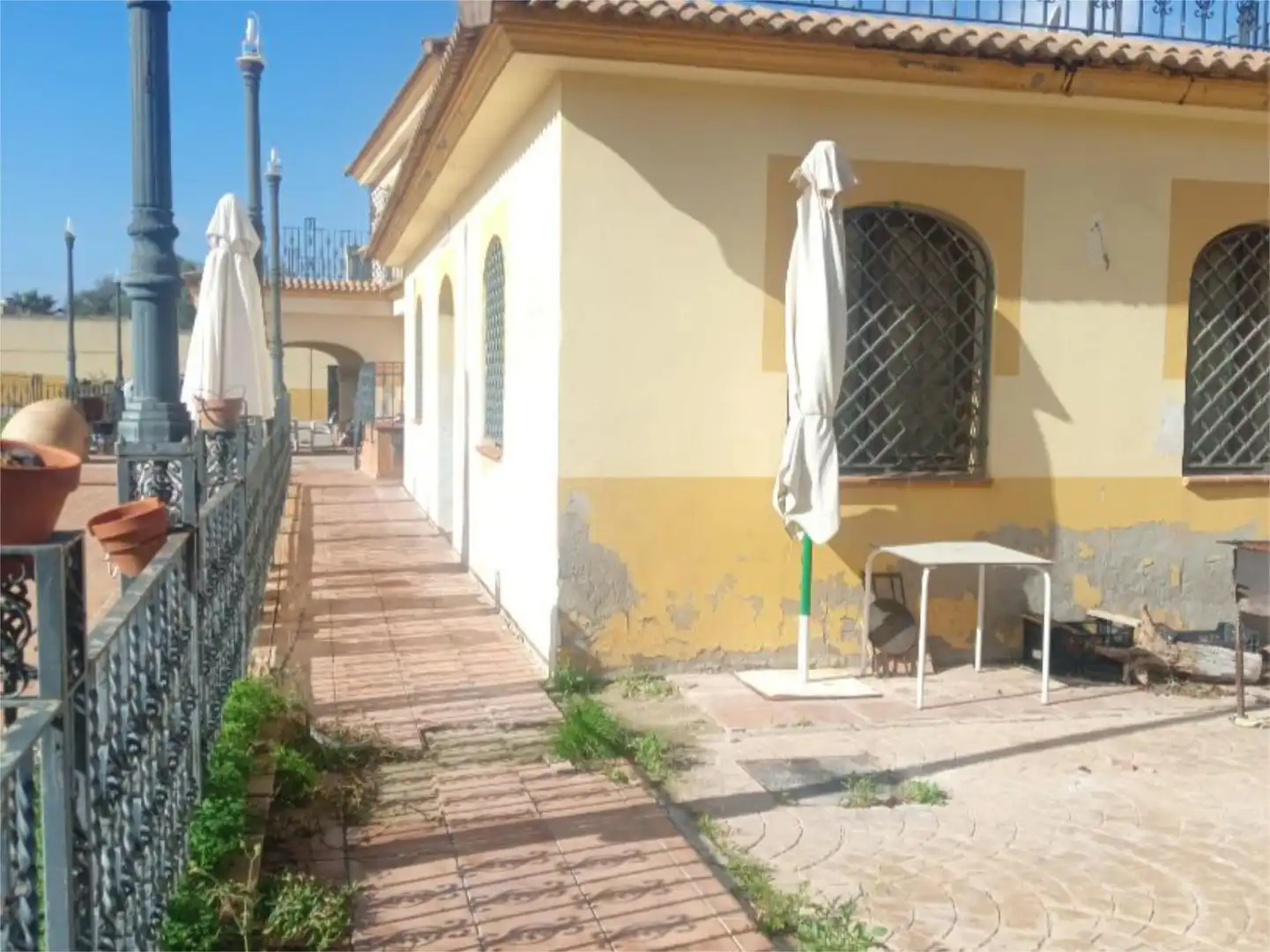 Finca rústica en venta en Calle La Ruana, Oromana Vista exterior de Finca rústica en venta en Alcalá de Guadaira con Aire acondicionado, Calefacción y Terraza