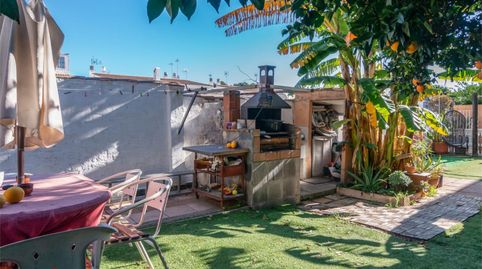 Foto 2 de Casa adosada en venta en Urbanización Ciudad Jardín, 87, Los Barrios, Cádiz