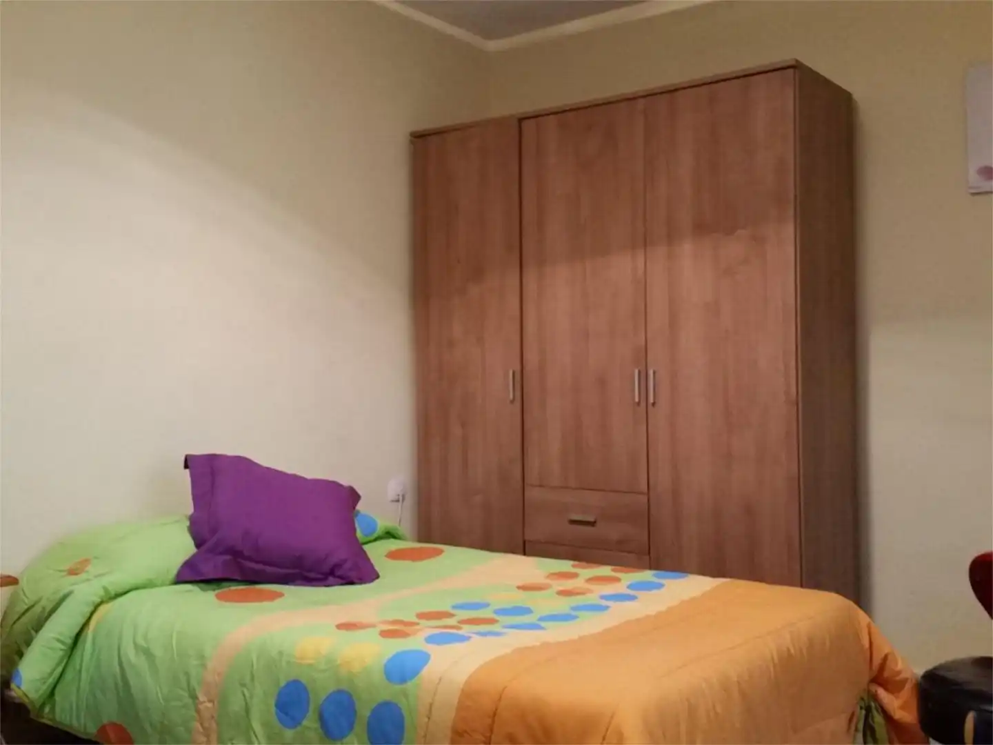 Habitació a Calle Marco Oliver, 3, Campoamor Habitació a Calle Marco Oliver, 3, Campoamor