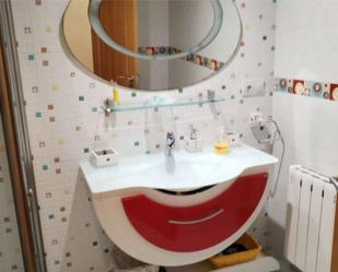 Bathroom of Flat for sale in L'Alcora  with Air Conditioner