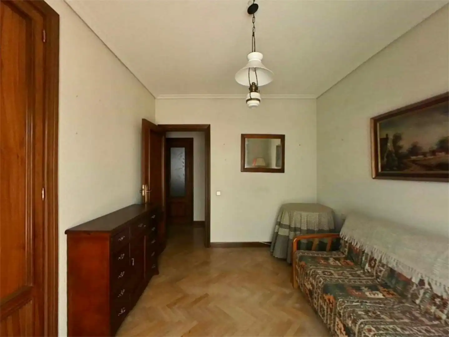 Living room of Flat for sale in Zamora Capital   with Heating, Parquet flooring and Storage room