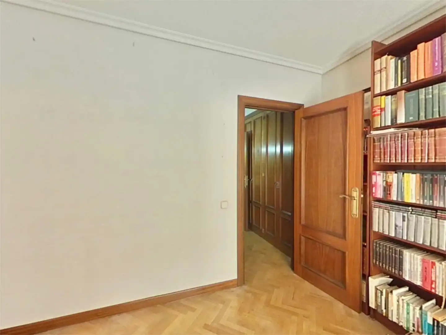 Bedroom of Flat for sale in Zamora Capital   with Heating, Parquet flooring and Storage room