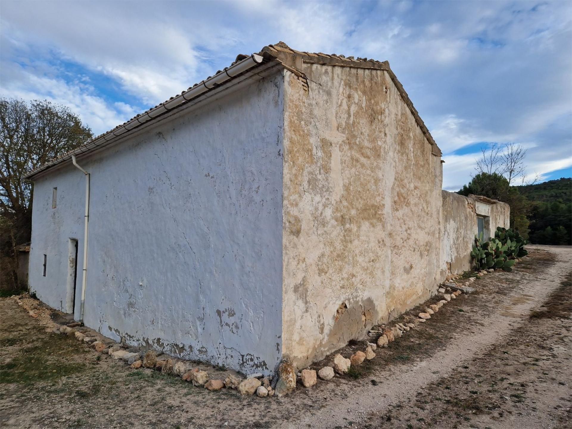 Vista exterior de Finca rústica en venda en Banyeres de Mariola