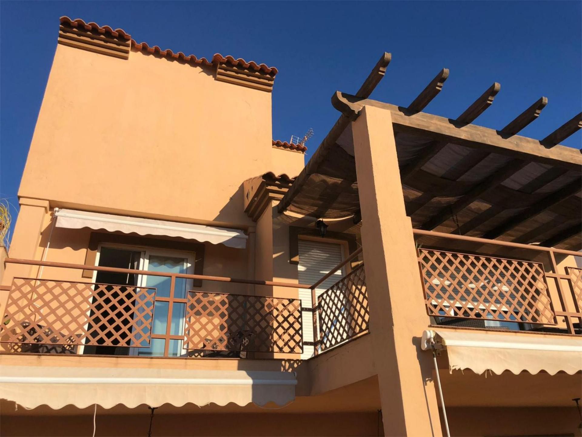 Vista exterior de Casa o xalet en venda en Málaga Capital amb Aire condicionat, Terrassa i Piscina