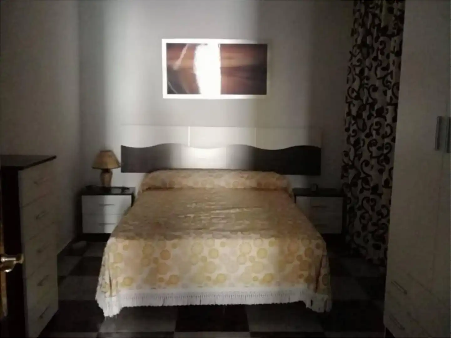 Einfamilien-Reihenhaus zum Verkauf in Calle Cardenal Monescillo, 6, San Carlos del Valle Schlafzimmer von Einfamilien-Reihenhaus zum Verkauf in San Carlos del Valle mit Möbliert