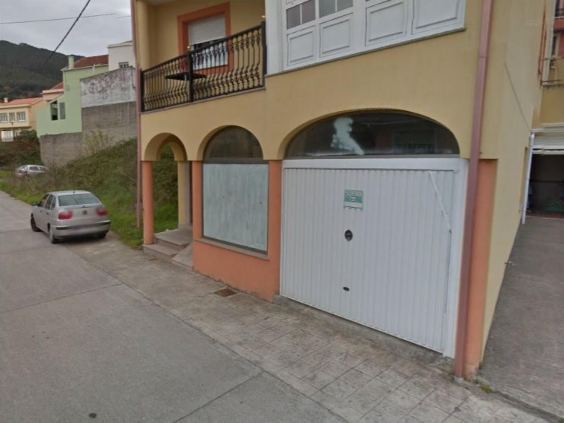 Aparcament de Local en venda en Cariño