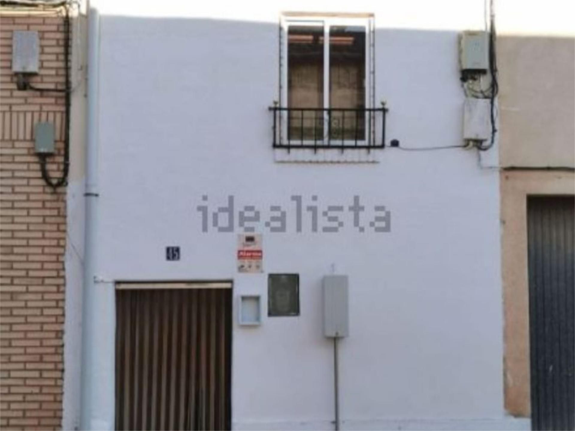 Vista exterior de Pis en venda en Monreal del Campo amb Traster i Moblat
