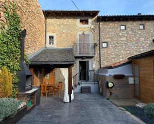 Terrassa de Casa adosada en venda en Bellver de Cerdanya amb Balcó