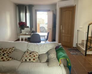 Sala d'estar de Casa adosada en venda en Aldeire amb Aire condicionat, Terrassa i Balcó