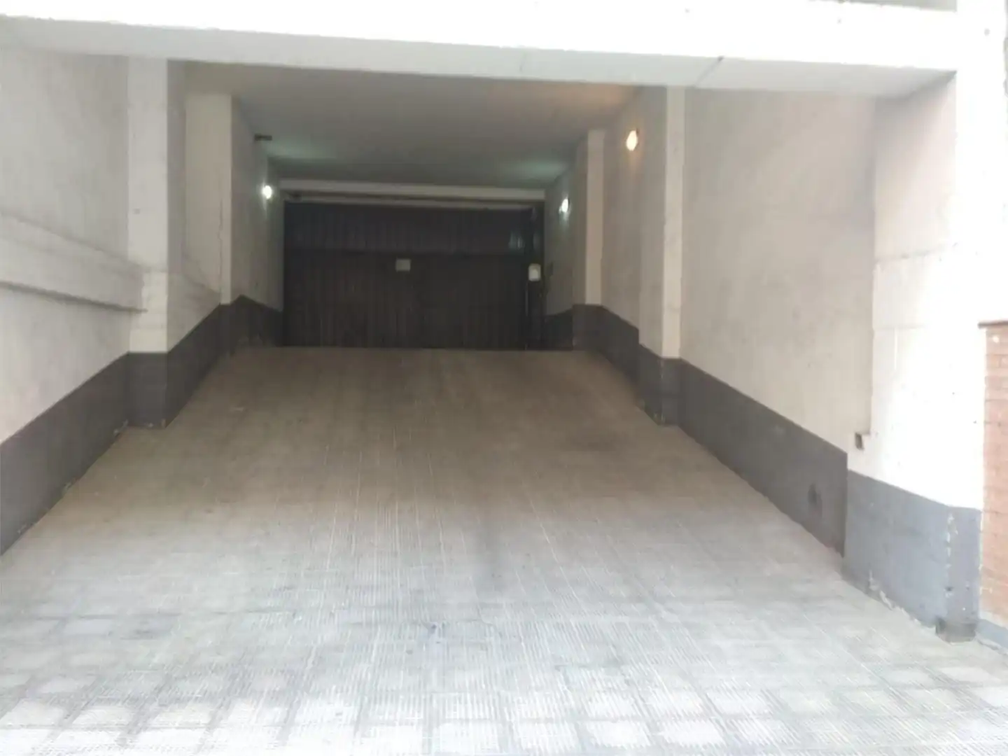 Parkplatz von Garage zum Verkauf in Madrid