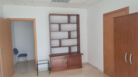 Foto 2 de Oficina de alquiler en Avenida Condes de San Isidro, 9, Puerto Deportivo, Fuengirola
