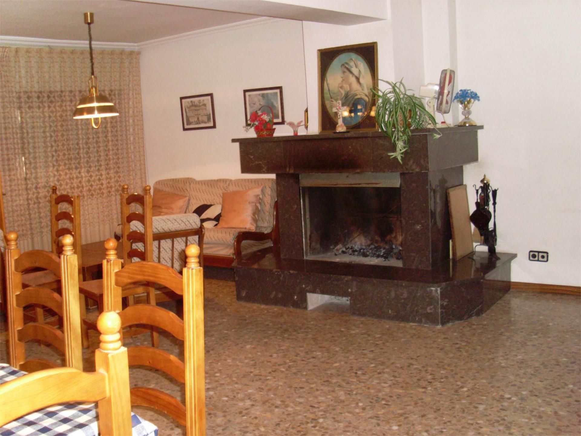 Living room of Flat for sale in Biota  with Balcony