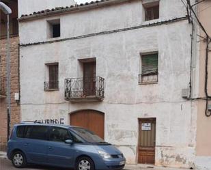 Vista exterior de Casa o xalet en venda en Alcañiz amb Terrassa