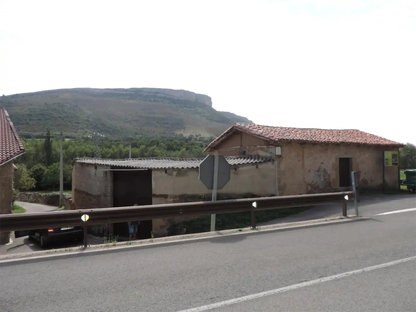 Vista exterior de Casa o xalet en venda en Valderredible amb Moblat, Rentadora i TV