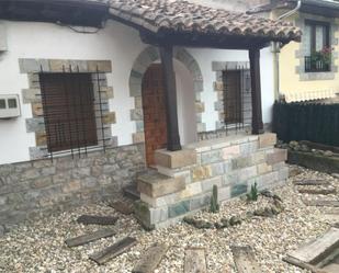 Exterior view of House or chalet for sale in Bárcena de Pie de Concha  with Heating, Parquet flooring and Terrace