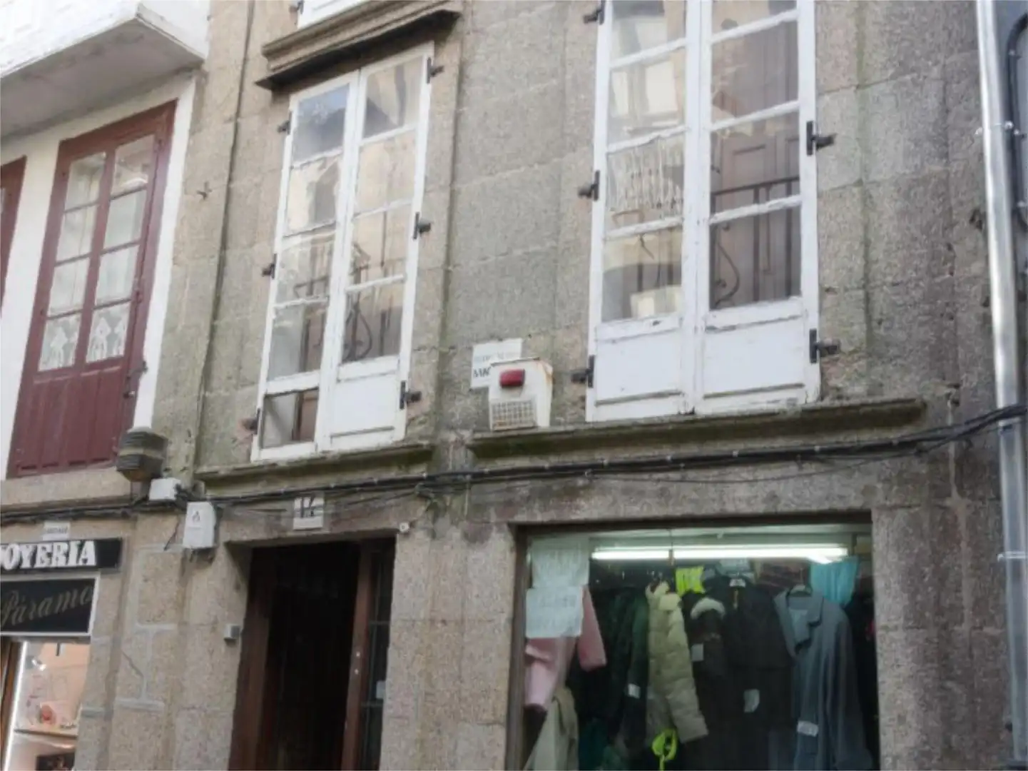 Vista exterior de Pis en venda en Santiago de Compostela 