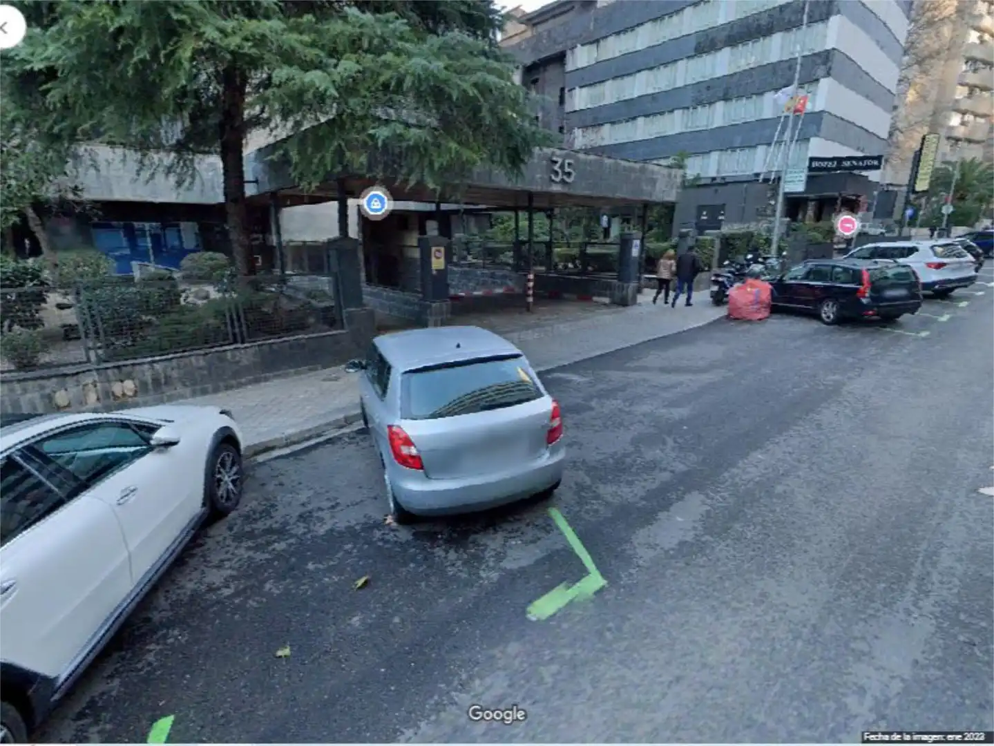 Garaje en venta en Calle de Julián Besteiro, 35, Castillejos - Cuzco Parking de Garaje en venta en Madrid