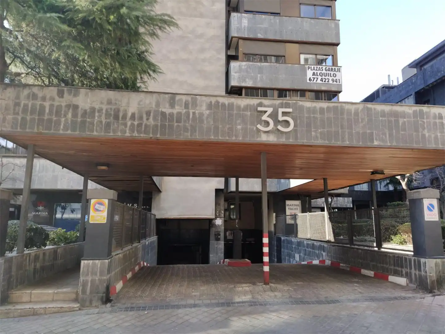Garaje en venta en Calle de Julián Besteiro, 35, Castillejos - Cuzco Vista exterior de Garaje en venta en Madrid