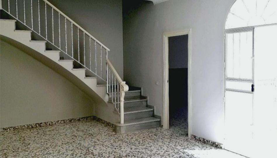 Casa adosada en venda a Calle Picasso, 4, Herrera, Sevilla - imatge 1 Foto 1 de Casa adosada en venda a Calle Picasso, 4, Herrera, Sevilla