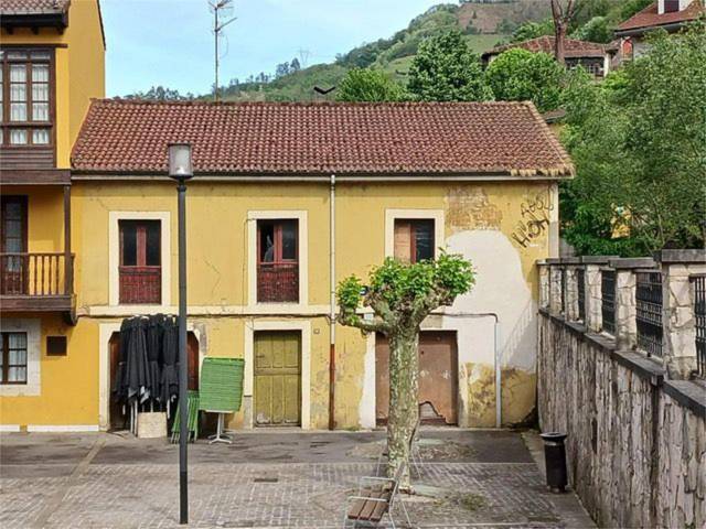 Local comercial en Venta en Plaza San Juan, 7 en Requejo - Rozaes - Oñón