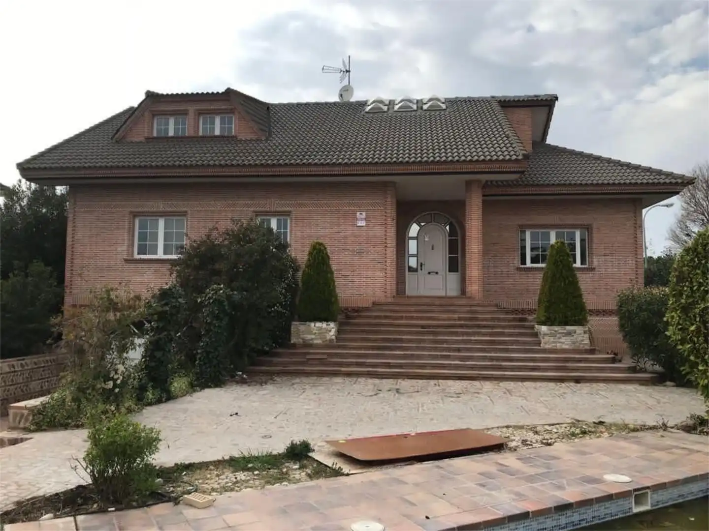 Vista exterior de Casa o chalet de alquiler en Fuente El Saz de Jarama con Calefacción, Jardín privado y Parquet
