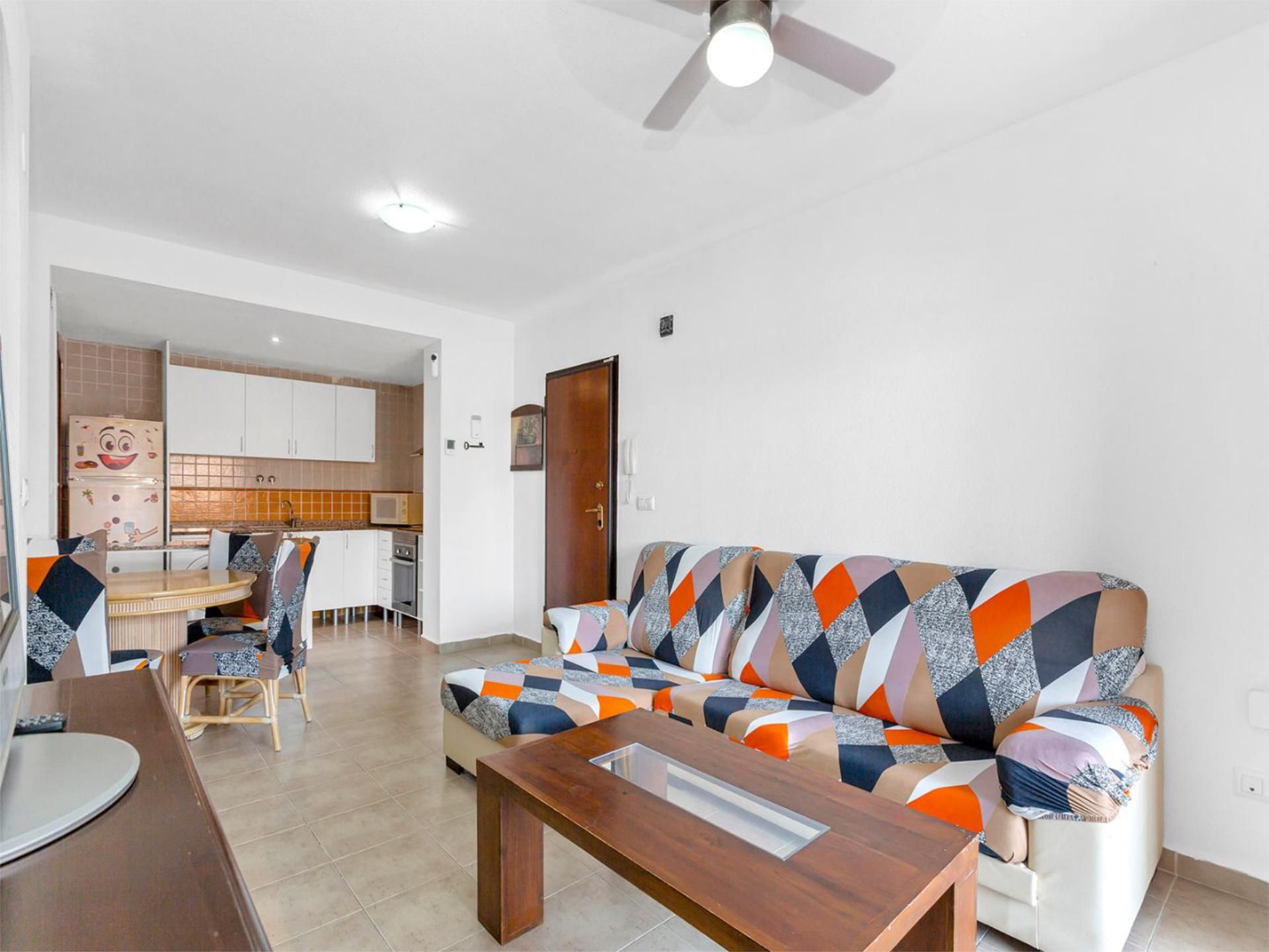 Sala d'estar de Planta baixa en venda en Torrevieja amb Jardí privat, Terrassa i Traster