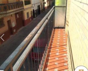 Balcony of Flat for sale in  Sevilla Capital  with Air Conditioner and Terrace