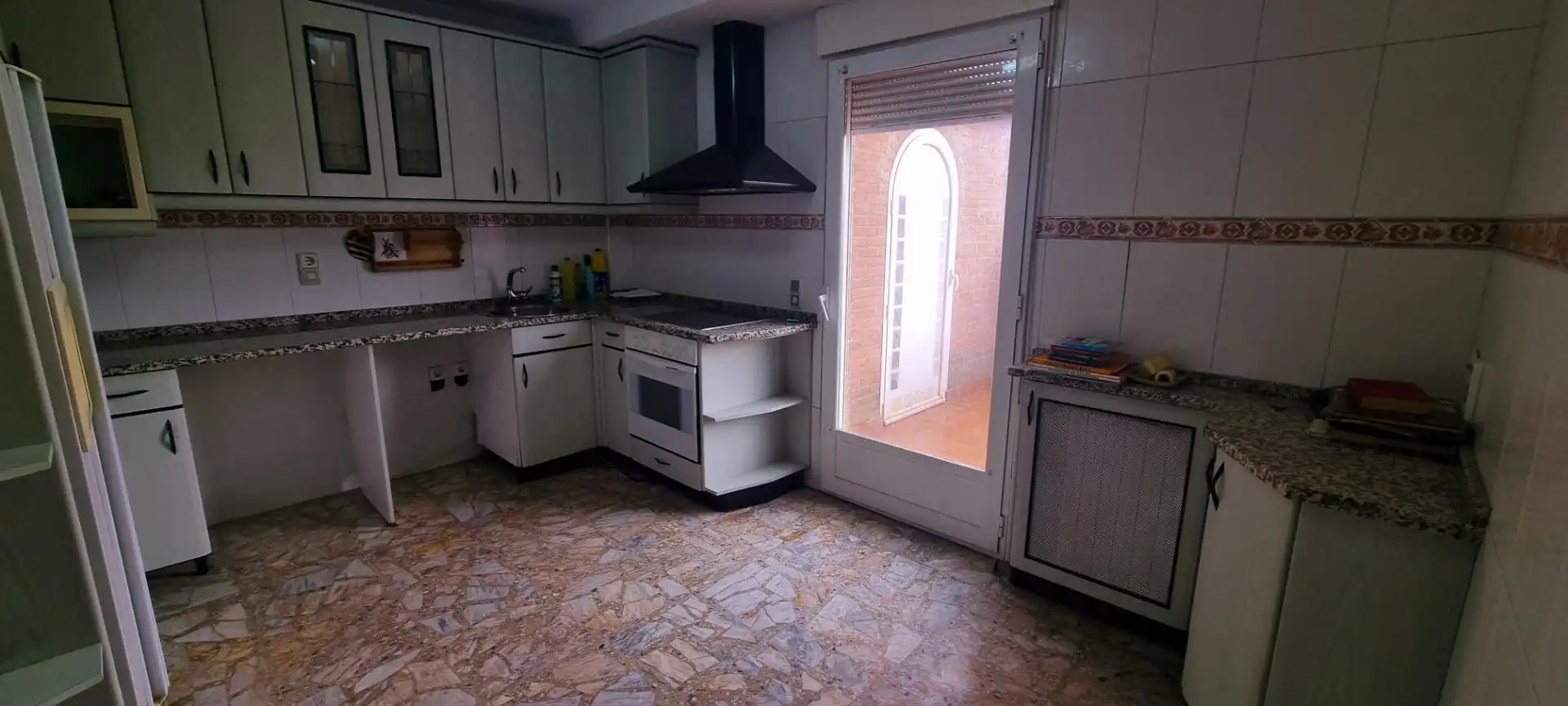 Kitchen of Detached homes for sale in El Burgo de Ebro  with Air Conditioner, Terrace and Balcony