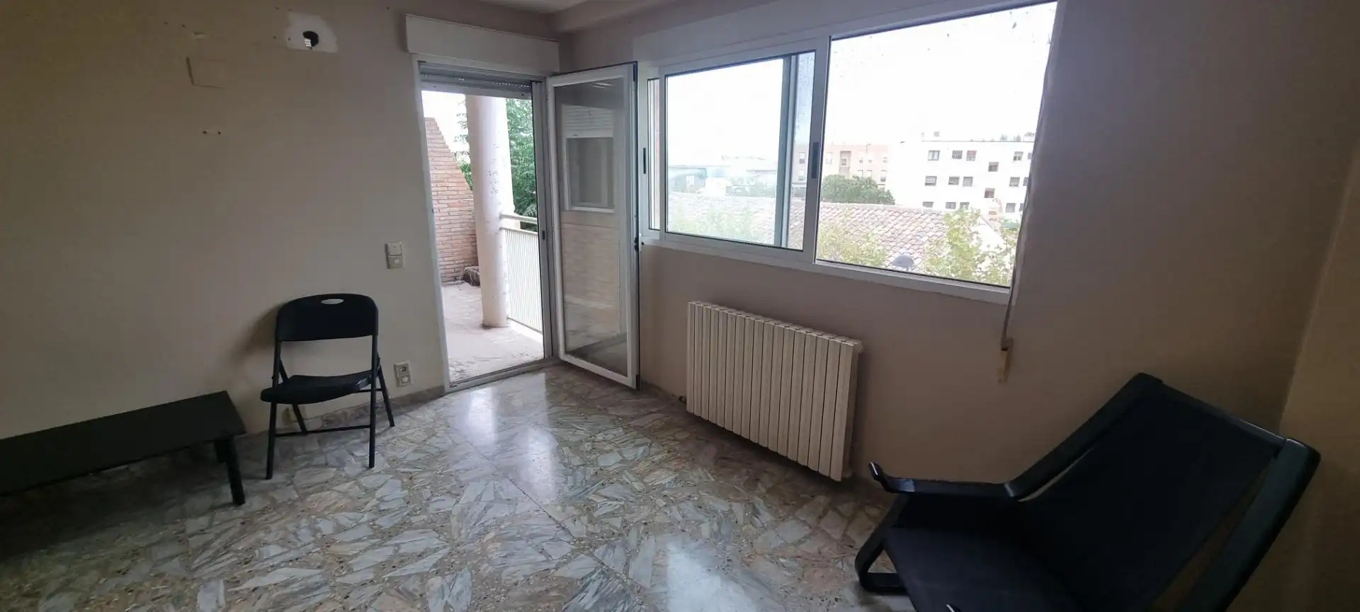 Bedroom of Detached homes for sale in El Burgo de Ebro  with Air Conditioner, Terrace and Balcony