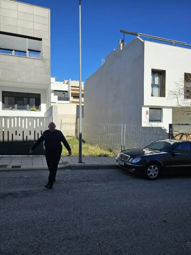 Urbanitzable en venda a Calle del Roble, 168, Valdeastillas - Fuentezuelas