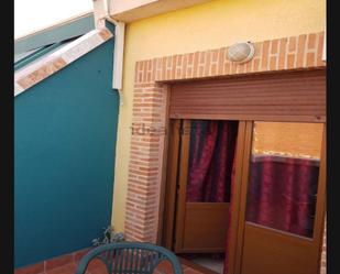 Exterior view of Attic for sale in Bolaños de Calatrava  with Air Conditioner and Terrace