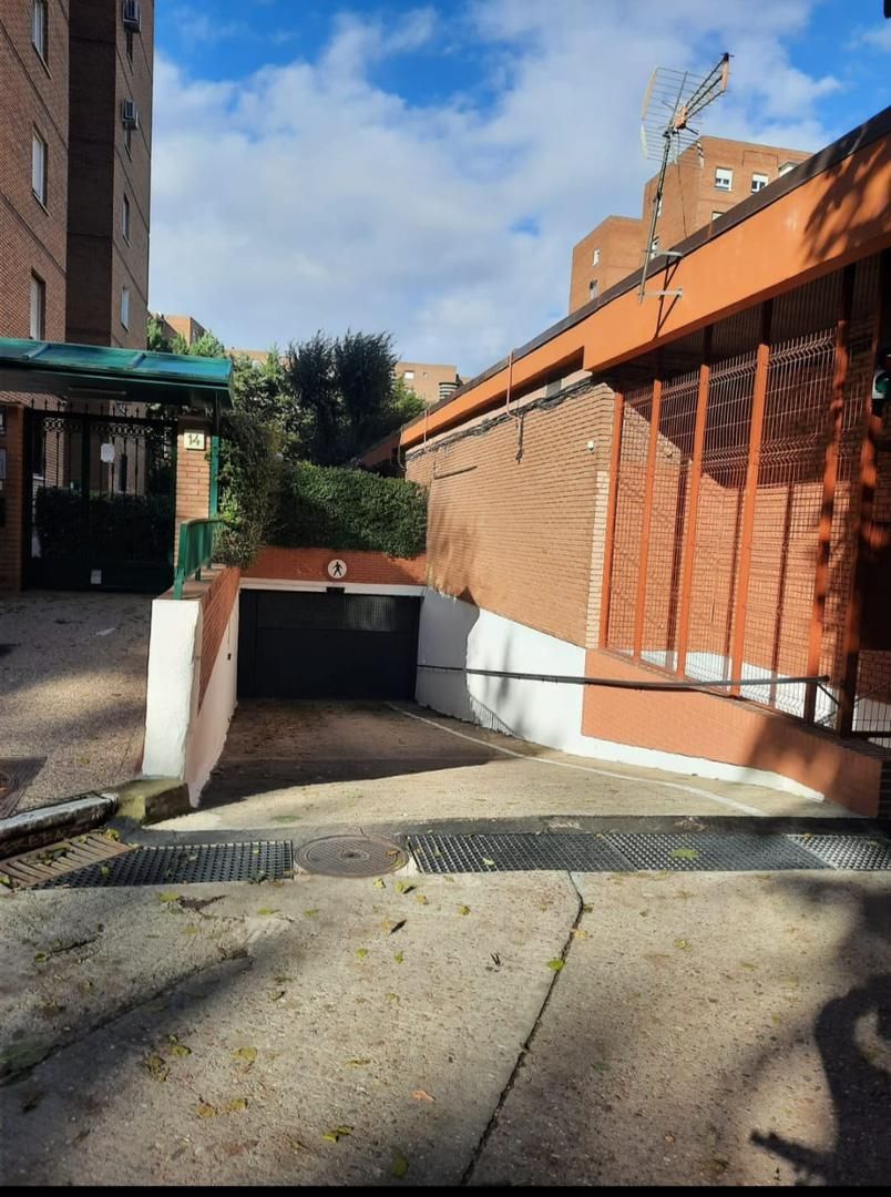 Parking of Garage for sale in  Madrid Capital