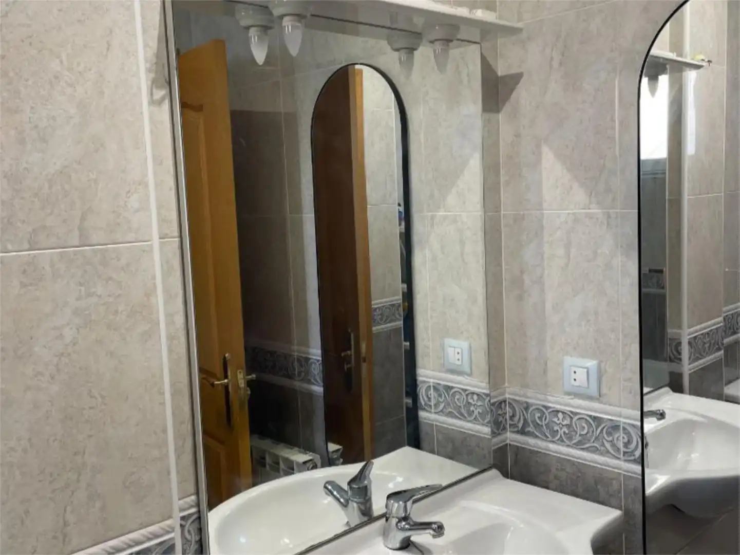 Casa o xalet en venda a Venta de Baños Bany de Casa o xalet en venda en Venta de Baños