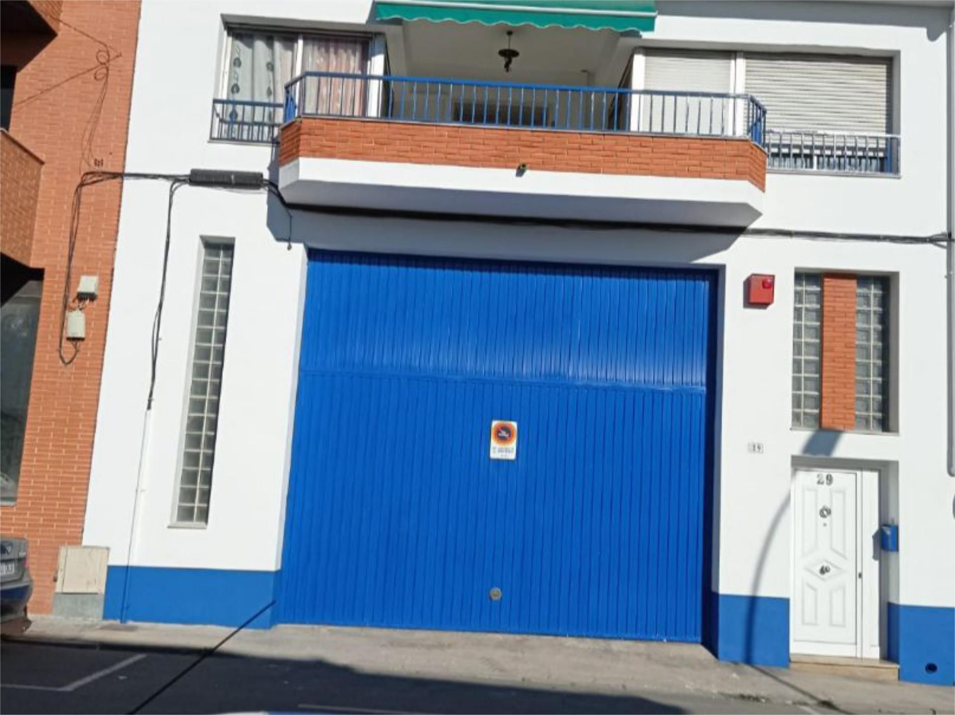 Aparcament de Casa adosada en venda en Móra d'Ebre amb Aire condicionat, Calefacció i Terrassa