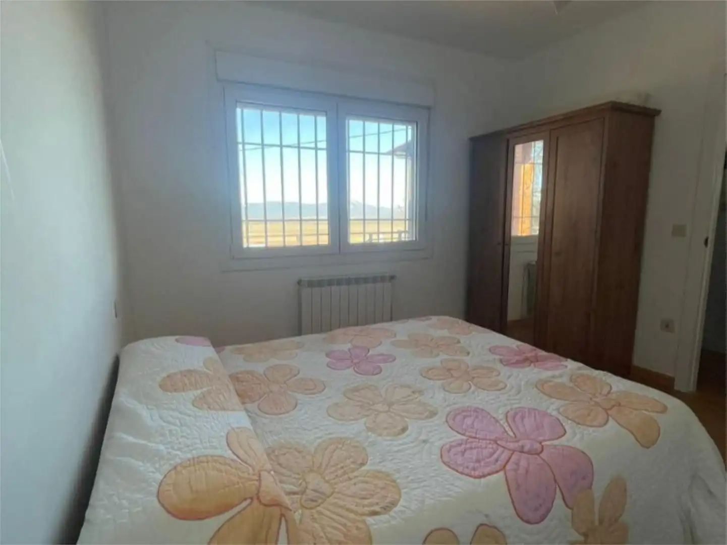 Houses for sale in Vial Camino, 1, Retuerta del Bullaque Bedroom of Houses for sale in Retuerta del Bullaque with Air Conditioner, Heating and Private garden