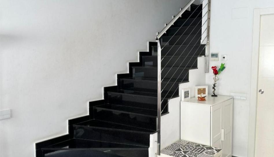 Foto 1 de Casa adosada en venda a Carrer de Sant Onofre, 46, Centre Vila, Barcelona