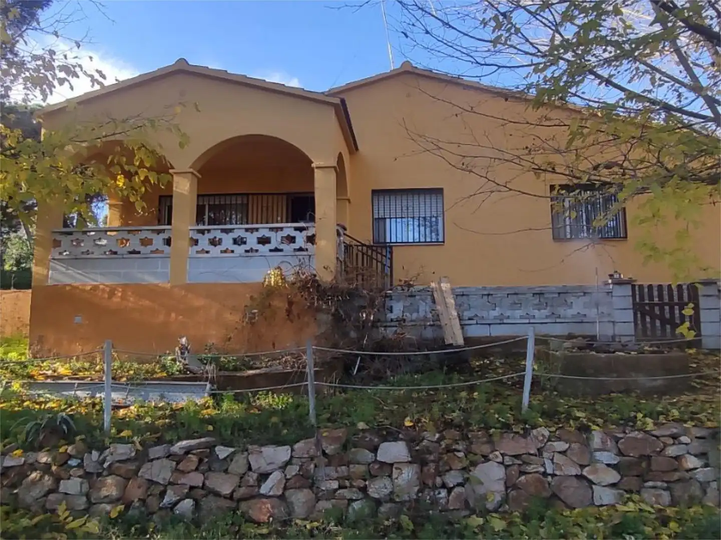 Casa o xalet en venda a Carrer Serra del Cadí, 63, Residencial Park Vista exterior de Casa o xalet en venda en Maçanet de la Selva amb Aire condicionat, Terrassa i Piscina