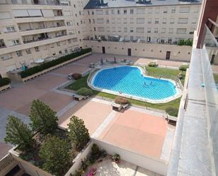 Swimming pool of Flat for sale in  Logroño  with Air Conditioner, Terrace and Swimming Pool