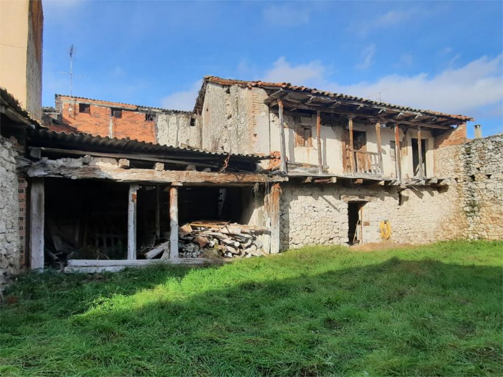 Vista exterior de Casa o xalet en venda en Vallelado