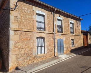 Exterior view of Single-family semi-detached for sale in Fuentesoto