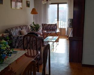 Sala d'estar de Pis en venda en Sahagún amb Calefacció, Parquet i Traster