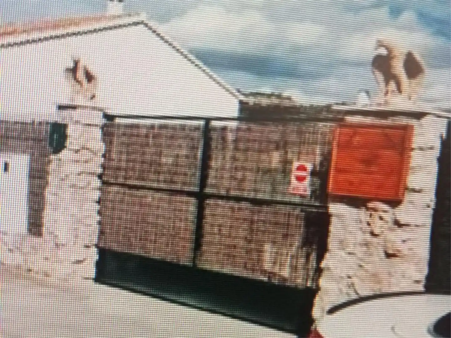 Casa adosada en venda a Calle Gabriela Mistral, 10, San Roque - Concordia - Adoratrices Vista exterior de Casa adosada en venda en Guadalajara Capital amb Aire condicionat i Piscina