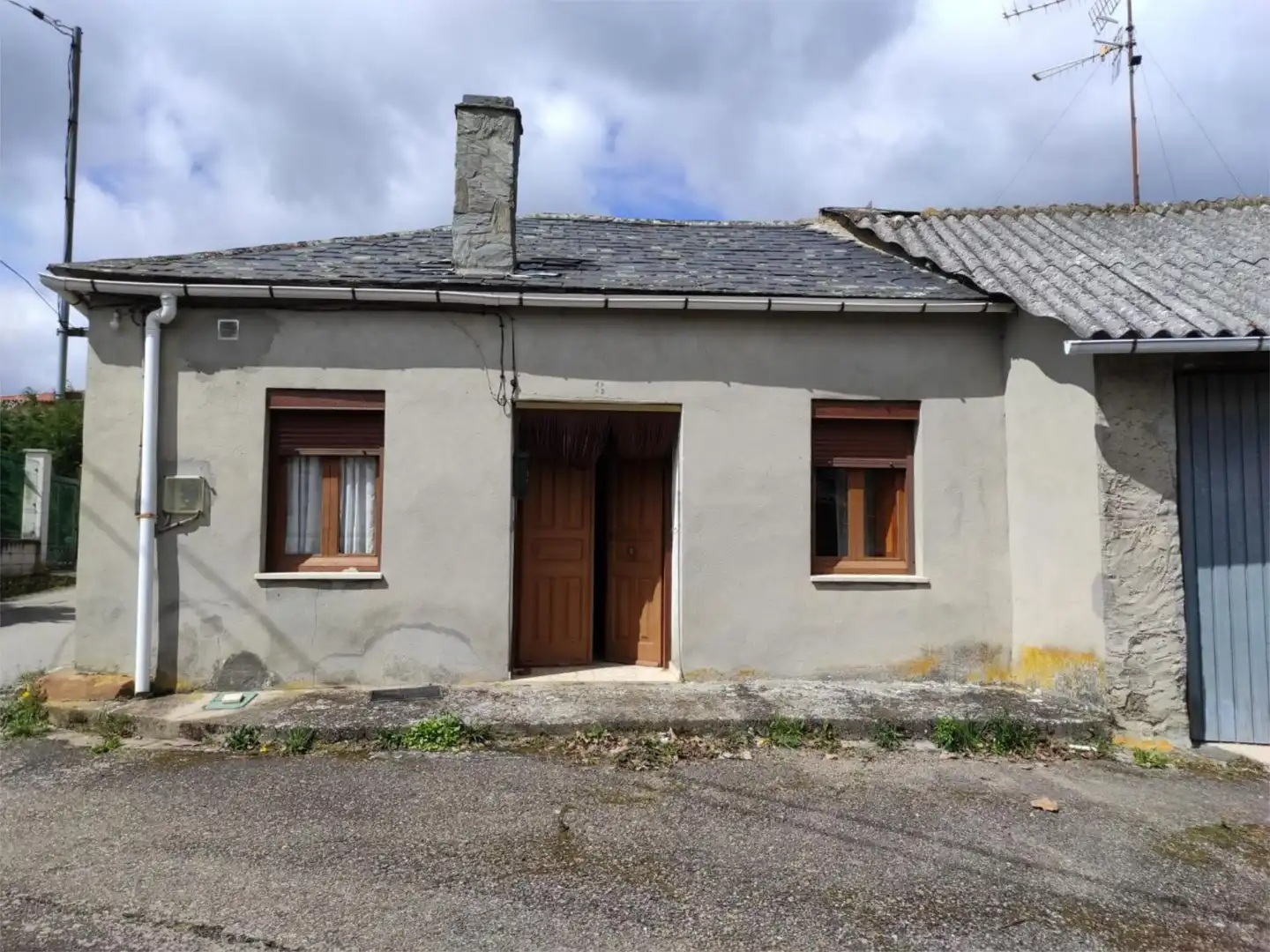 Houses for sale in Calle Lucero, 8, Quintana del Castillo Exterior view of Houses for sale in Quintana del Castillo with Heating, Storage room and Furnished