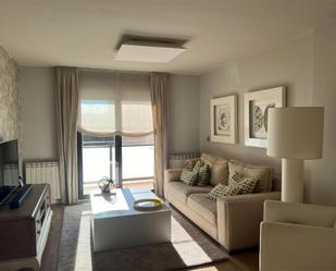 Sala d'estar de Pis en venda en Tauste amb Aire condicionat, Piscina i Balcó